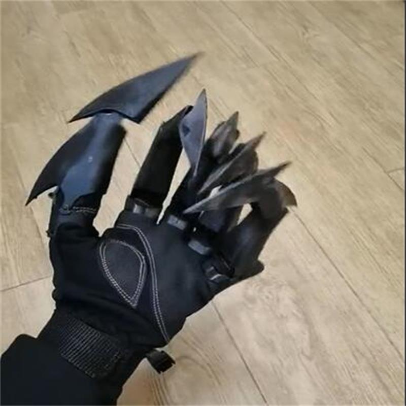 Dragon Claw Gloves — Flexible Horror Halloween Prop